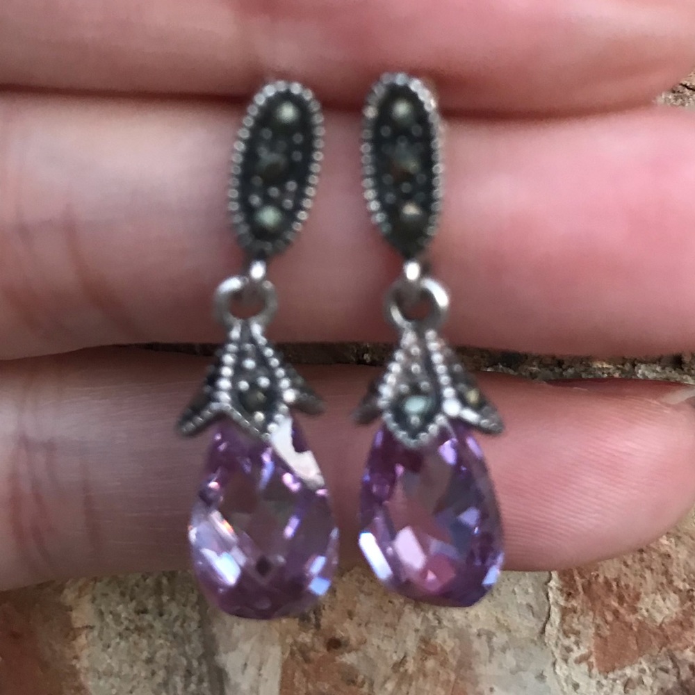 Silver earrings with marcasite and purple crystal